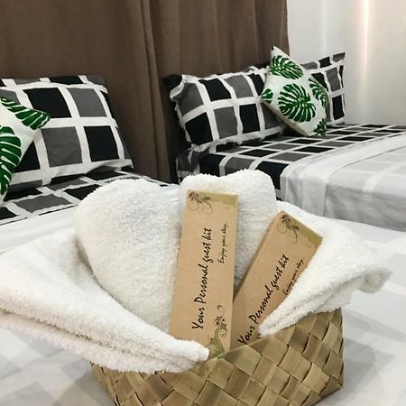 Kent Travellers' Inn Корон Екстериор снимка