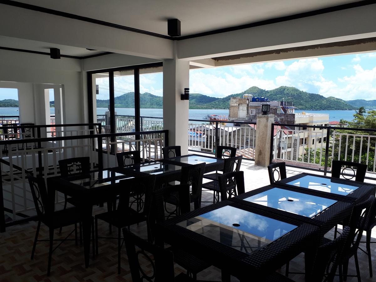 Kent Travellers' Inn Корон Екстериор снимка