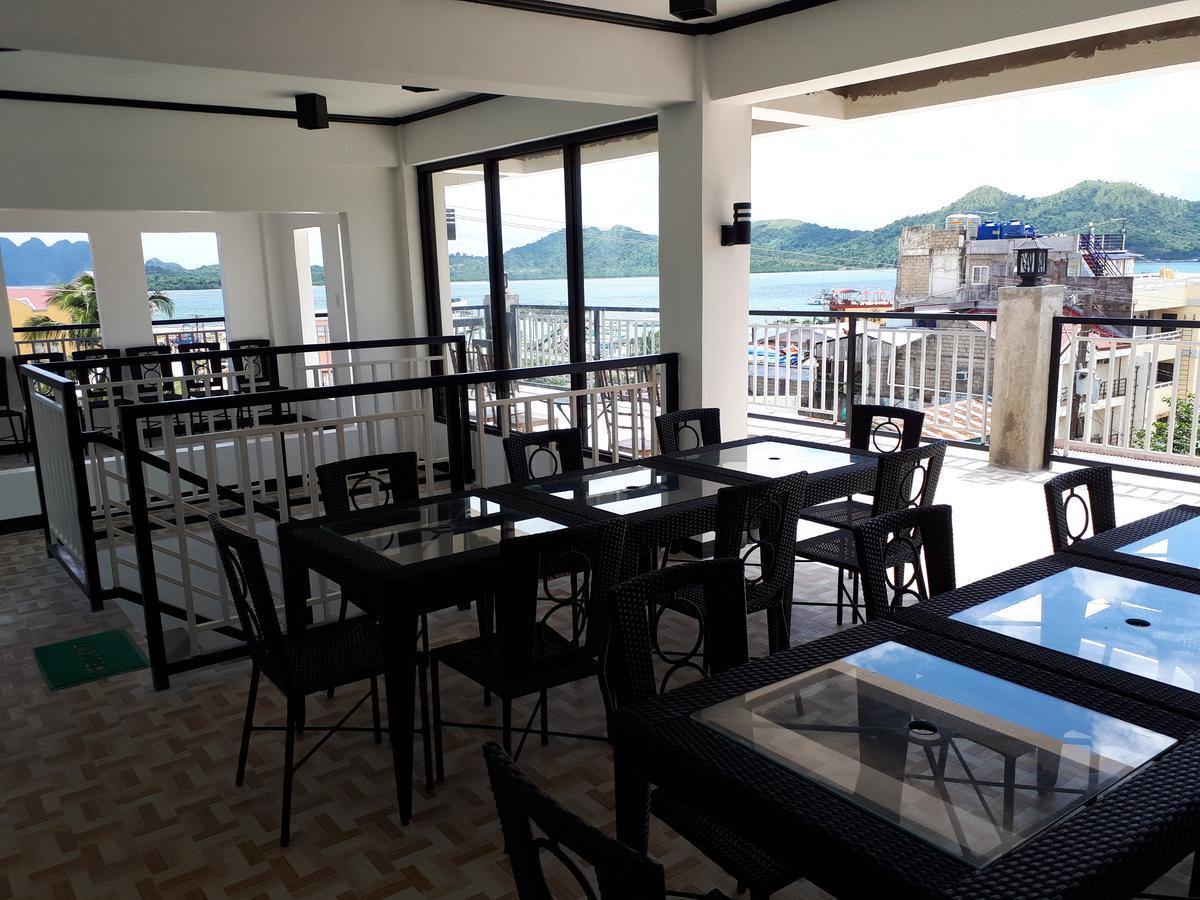 Kent Travellers' Inn Корон Екстериор снимка