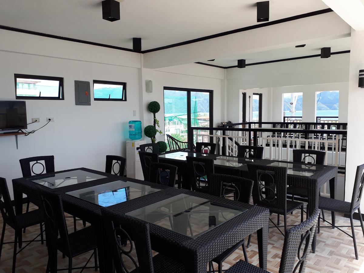 Kent Travellers' Inn Корон Екстериор снимка